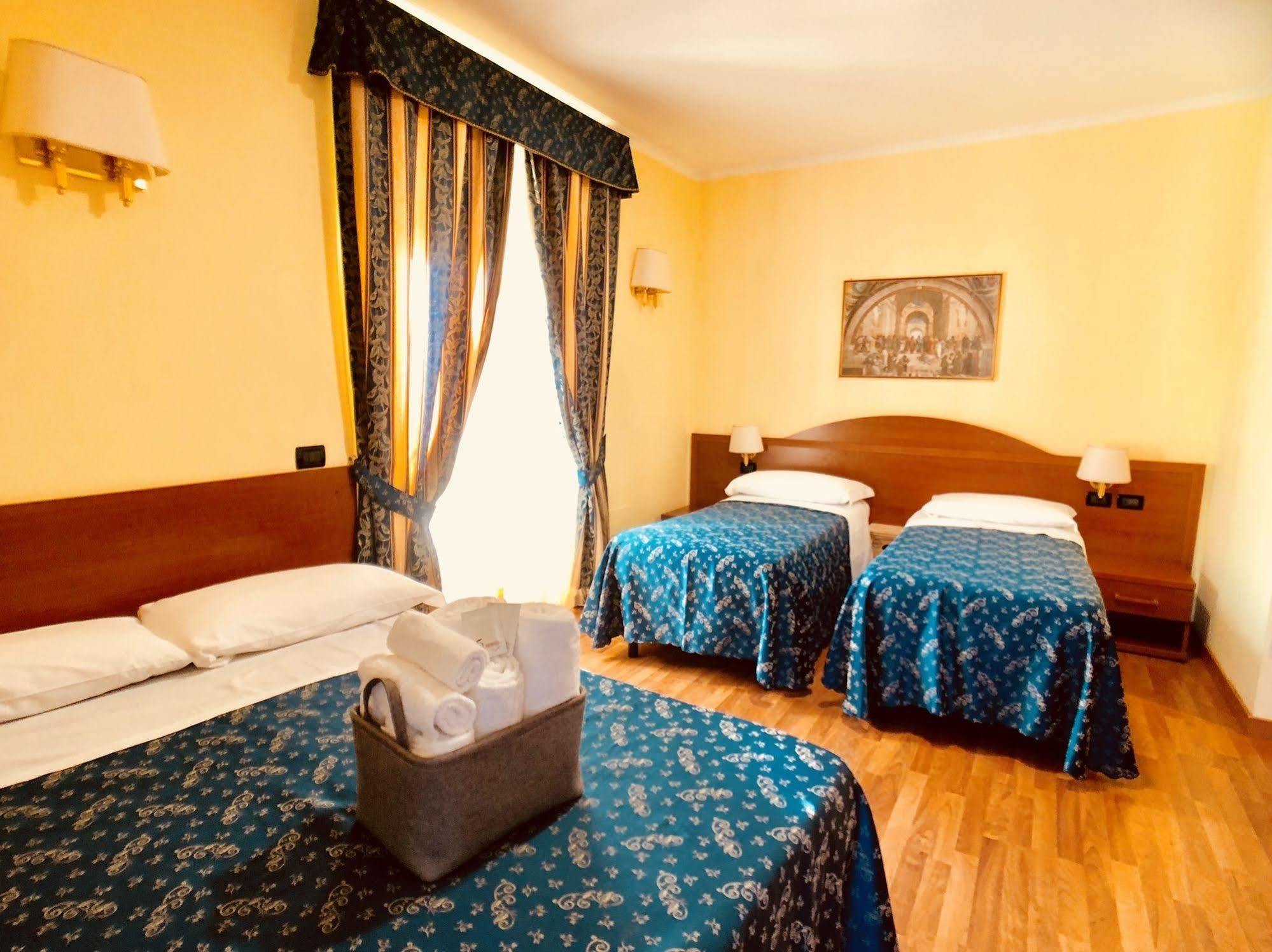 Saint Peter Inn Рим Екстер'єр фото